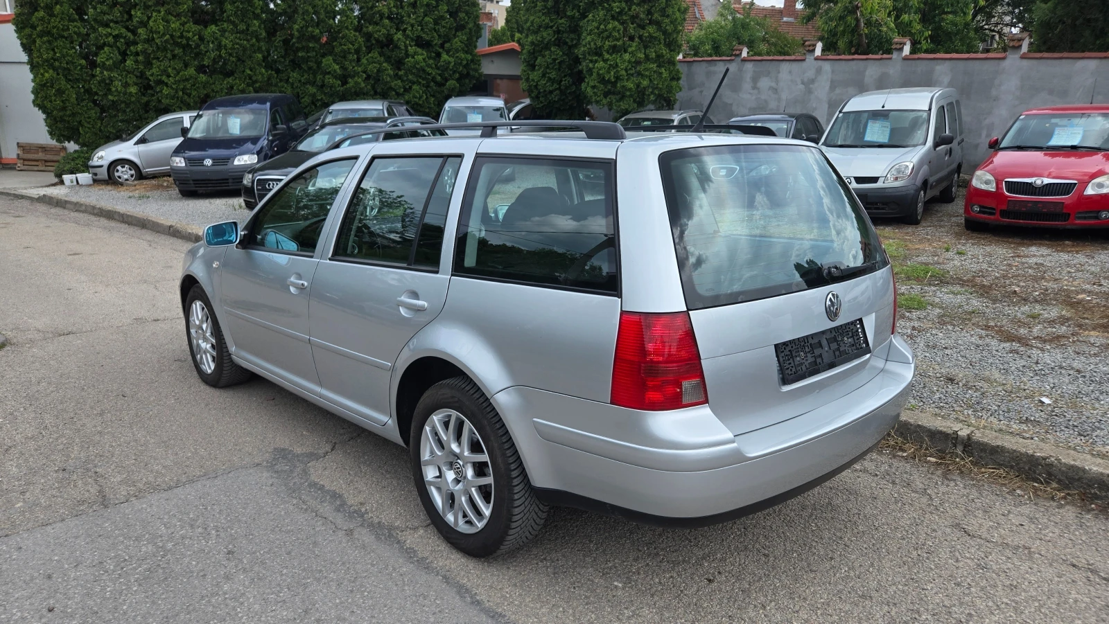 VW Bora Автомат 5 скорости, снимка 5 - Автомобили и джипове - 54658195