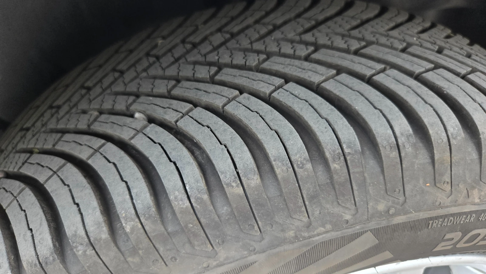 VW Bora Автомат 5 скорости, снимка 4 - Автомобили и джипове - 54658195