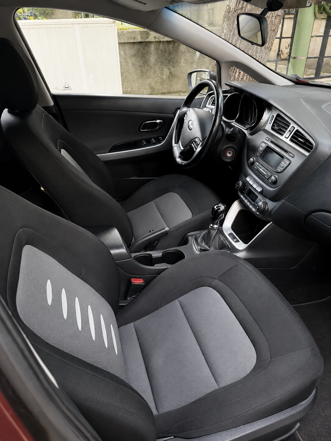 Kia Ceed, снимка 7 - Автомобили и джипове - 54662121