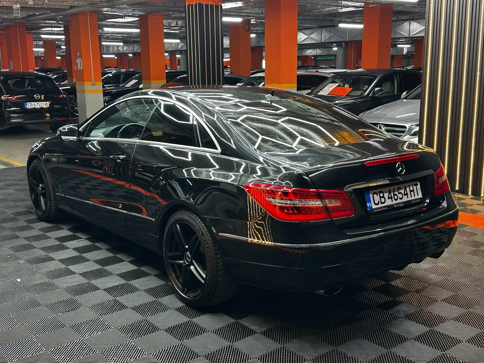 Mercedes-Benz E 350 CGI 3.5i 292 к.с., снимка 6 - Автомобили и джипове - 55377847