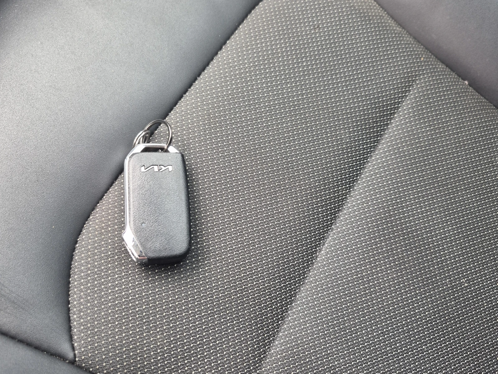 Kia EV6 Wind , снимка 8 - Автомобили и джипове - 55485824