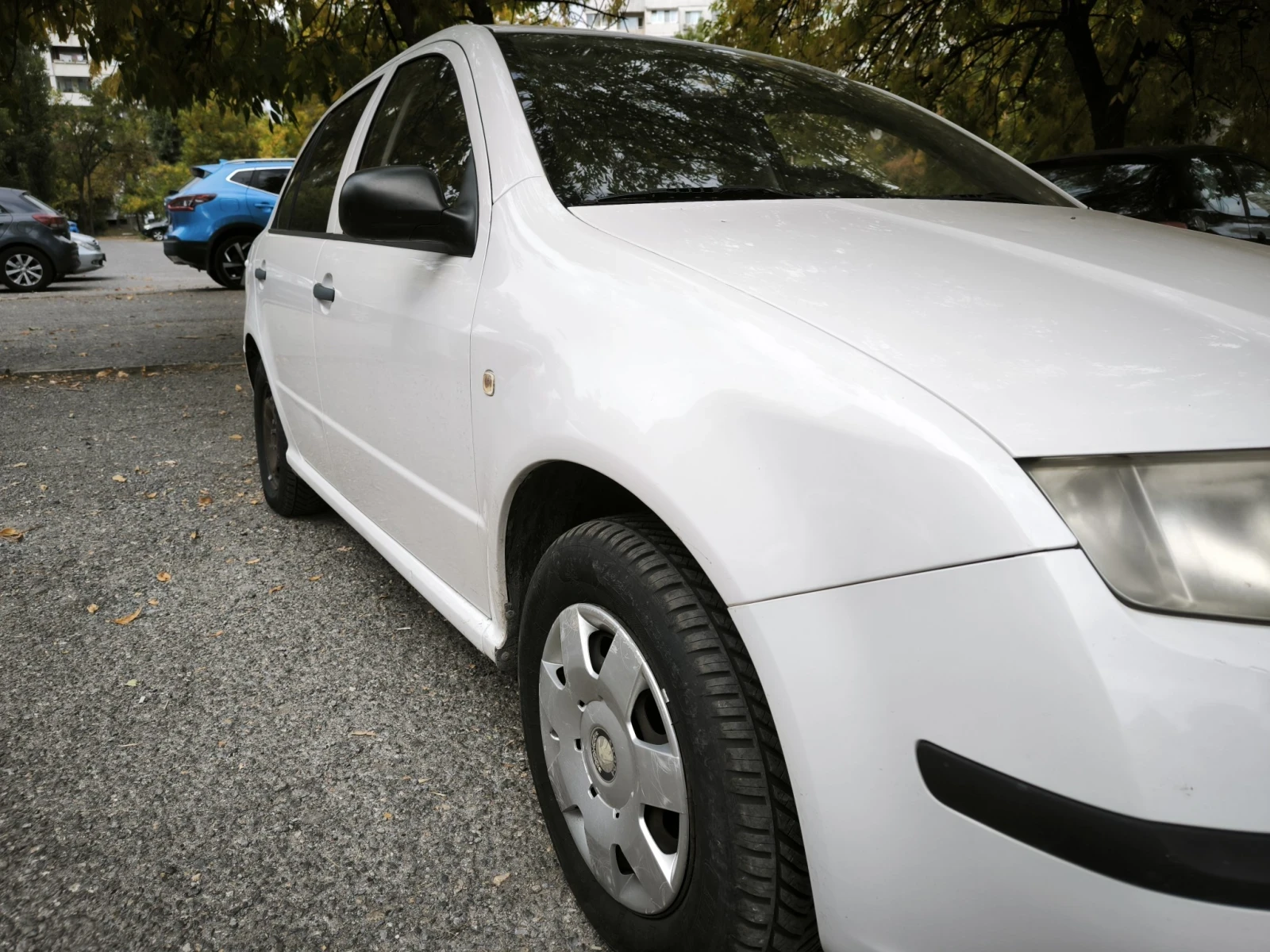 Skoda Fabia 1.2 бензин, снимка 4 - Автомобили и джипове - 56138430