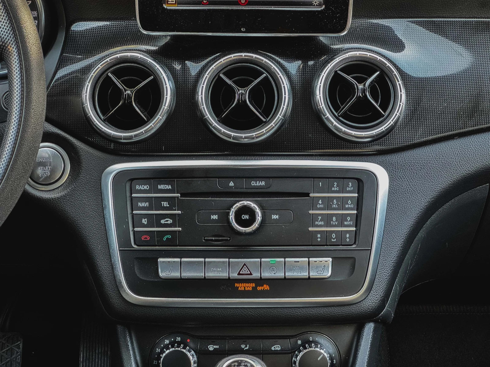Mercedes-Benz CLA, снимка 10 - Автомобили и джипове - 56451415