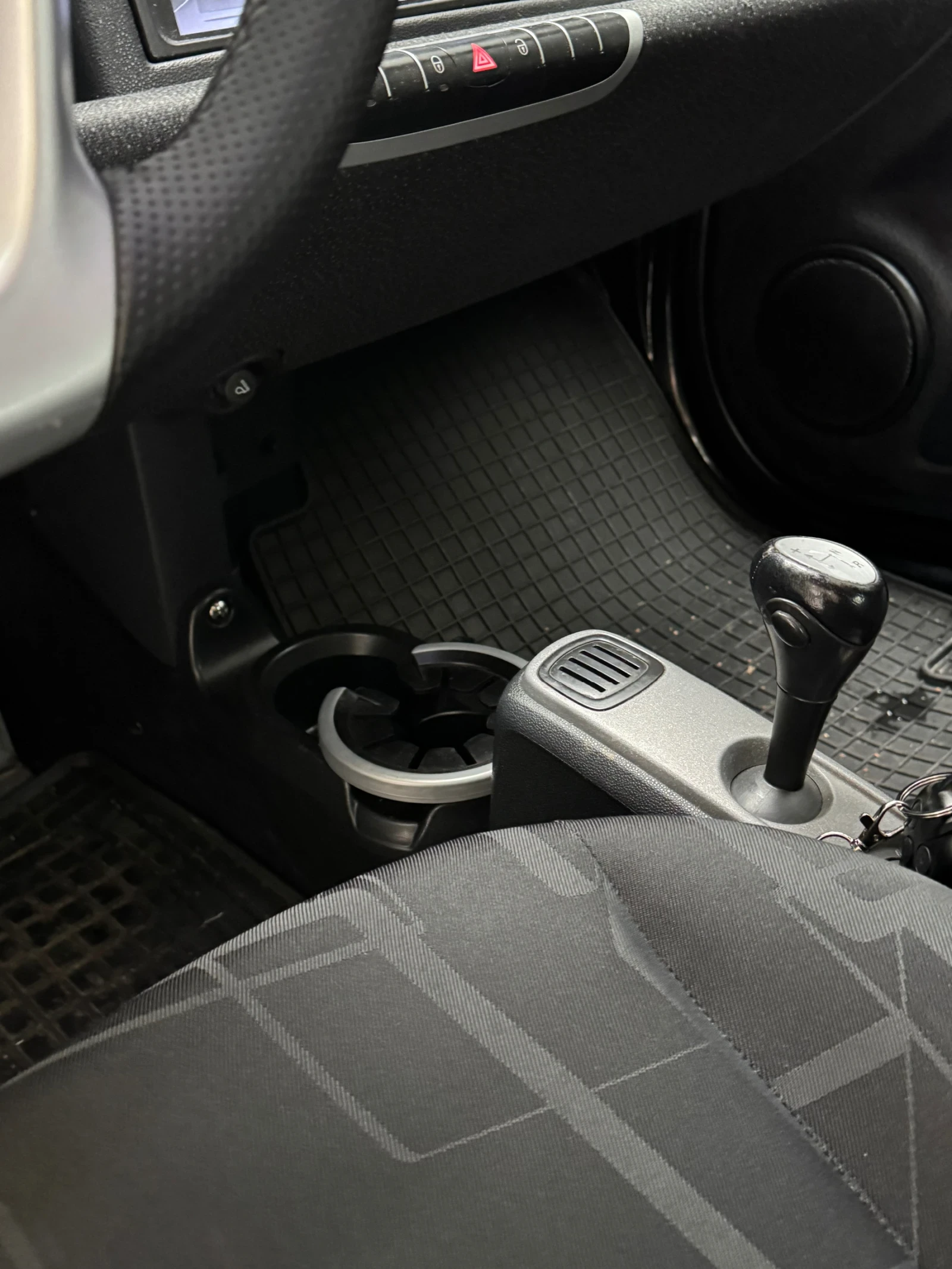 Smart Fortwo Turbo, снимка 8 - Автомобили и джипове - 56503447