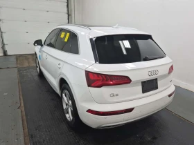 Audi Q5 Progressiv/CARFAX/Панорама/Памет/Подгрев/, снимка 4
