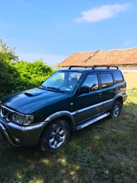 Nissan Terrano Джип , снимка 1