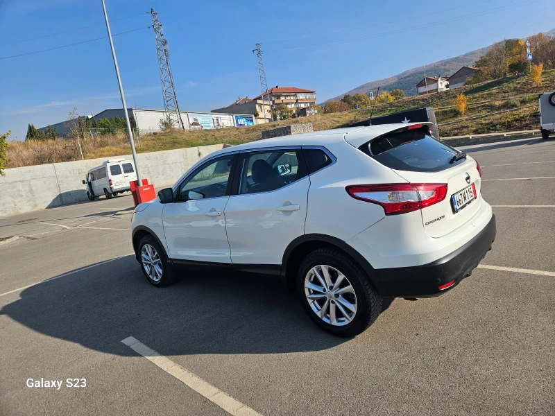 Nissan Qashqai Perfekten, снимка 2 - Автомобили и джипове - 47845189