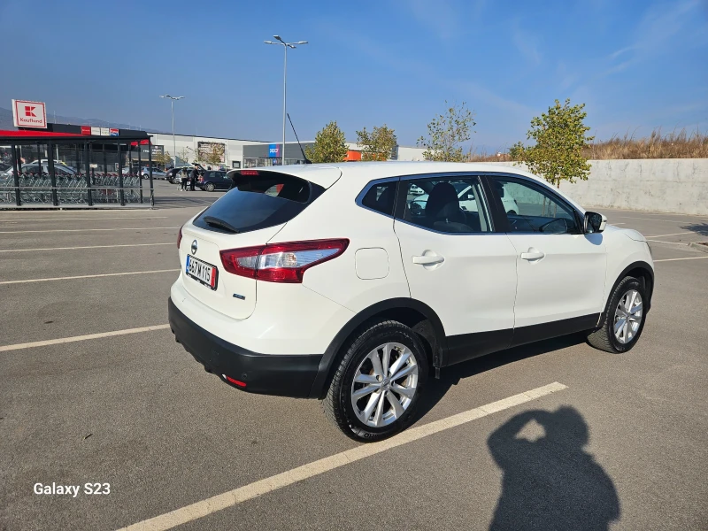 Nissan Qashqai Perfekten, снимка 5 - Автомобили и джипове - 47845189