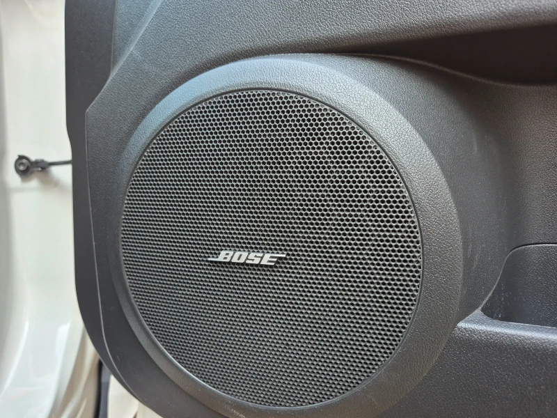 Mazda CX-7, снимка 9 - Автомобили и джипове - 52580436