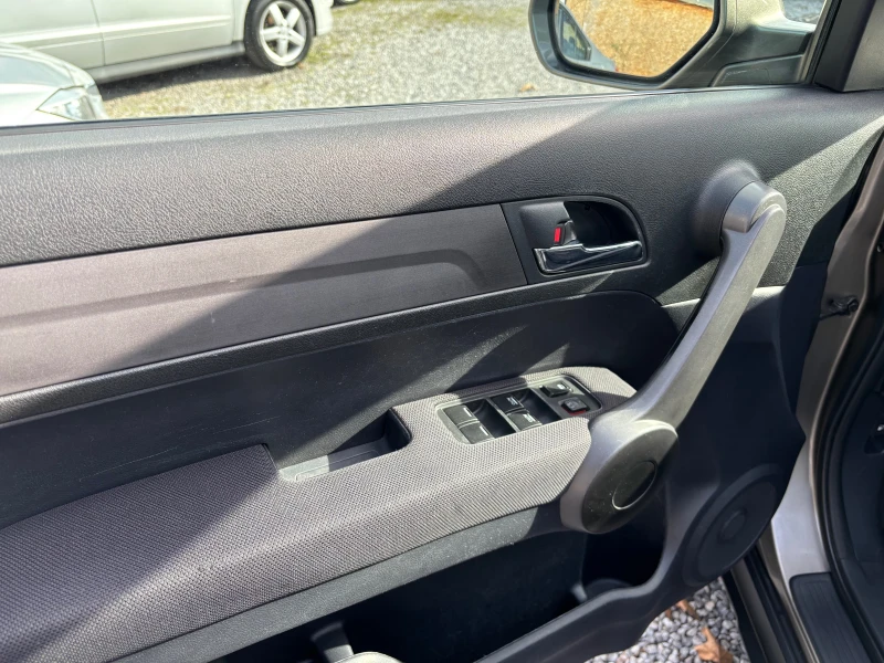 Honda Cr-v 2.2d-140k.s, снимка 15 - Автомобили и джипове - 52965987
