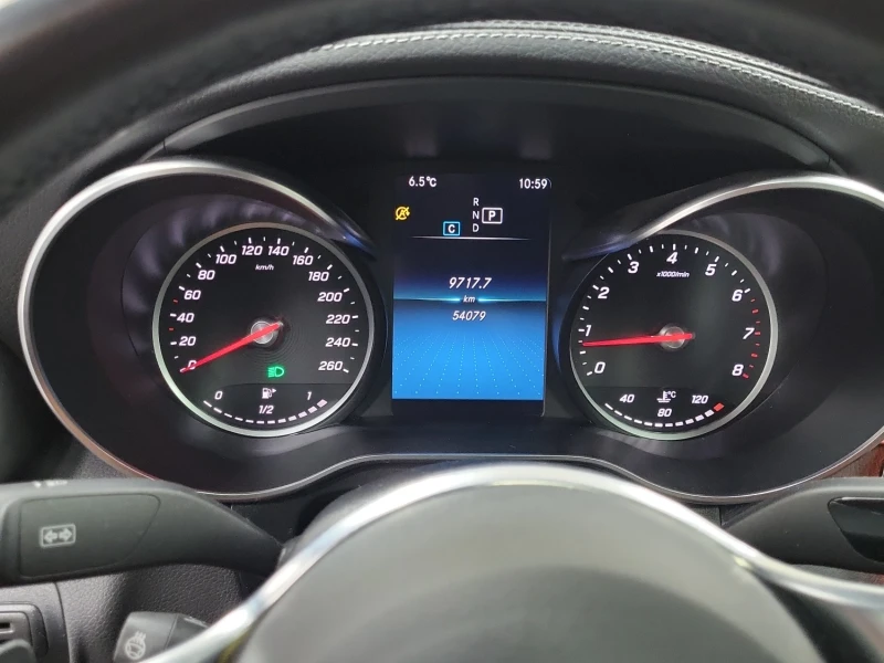 Mercedes-Benz GLC CLC300 * CARFAX * ОПЦИЯ ЗА ФИНАНСИРАНЕ * , снимка 8 - Автомобили и джипове - 53151399