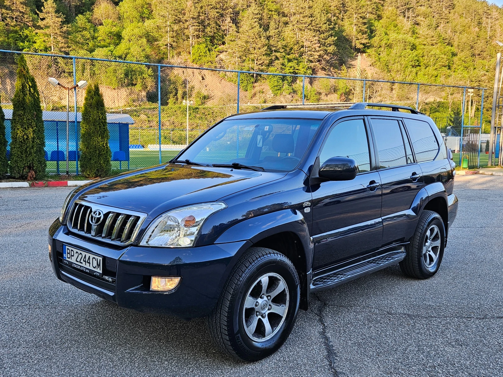 Toyota Land cruiser 3.0 D4d FACELIFT/NAVIGACIA/8mesta - изображение 2