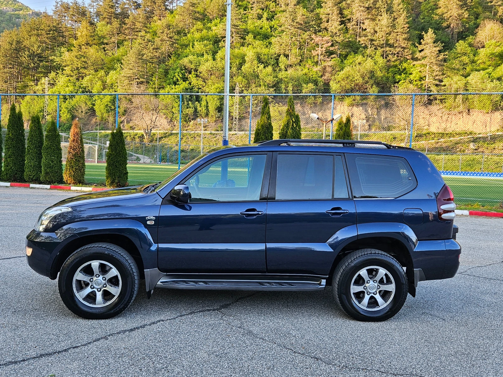 Toyota Land cruiser 3.0 D4d FACELIFT/NAVIGACIA/8mesta - изображение 3