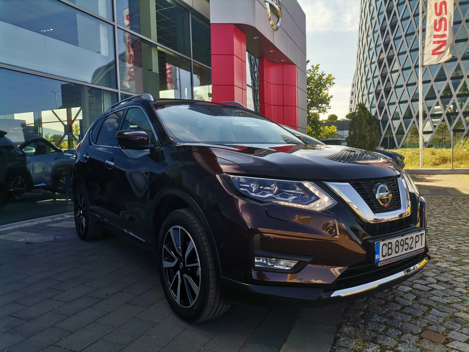 Nissan X-trail Tekna - изображение 2