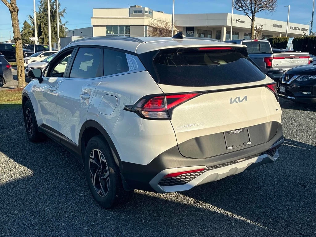 Kia Sportage * AWD * CARFAX * ЦЕНА ДО БГ - изображение 2