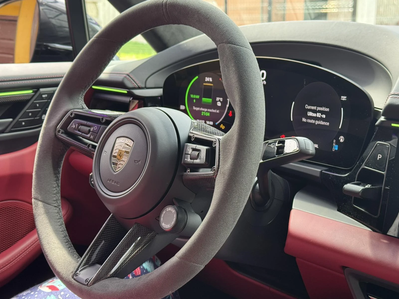 Porsche Macan Турбо, снимка 12 - Автомобили и джипове - 53495228