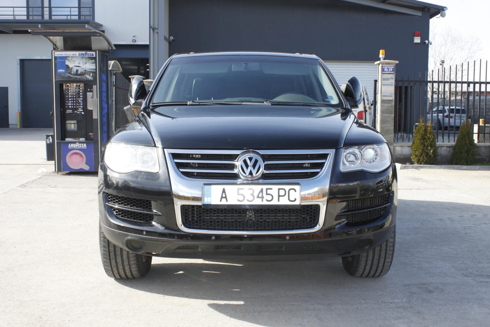 VW Touareg FACE* 2.5TDI * R5 * ������� | Mobile.bg � ����������� 7