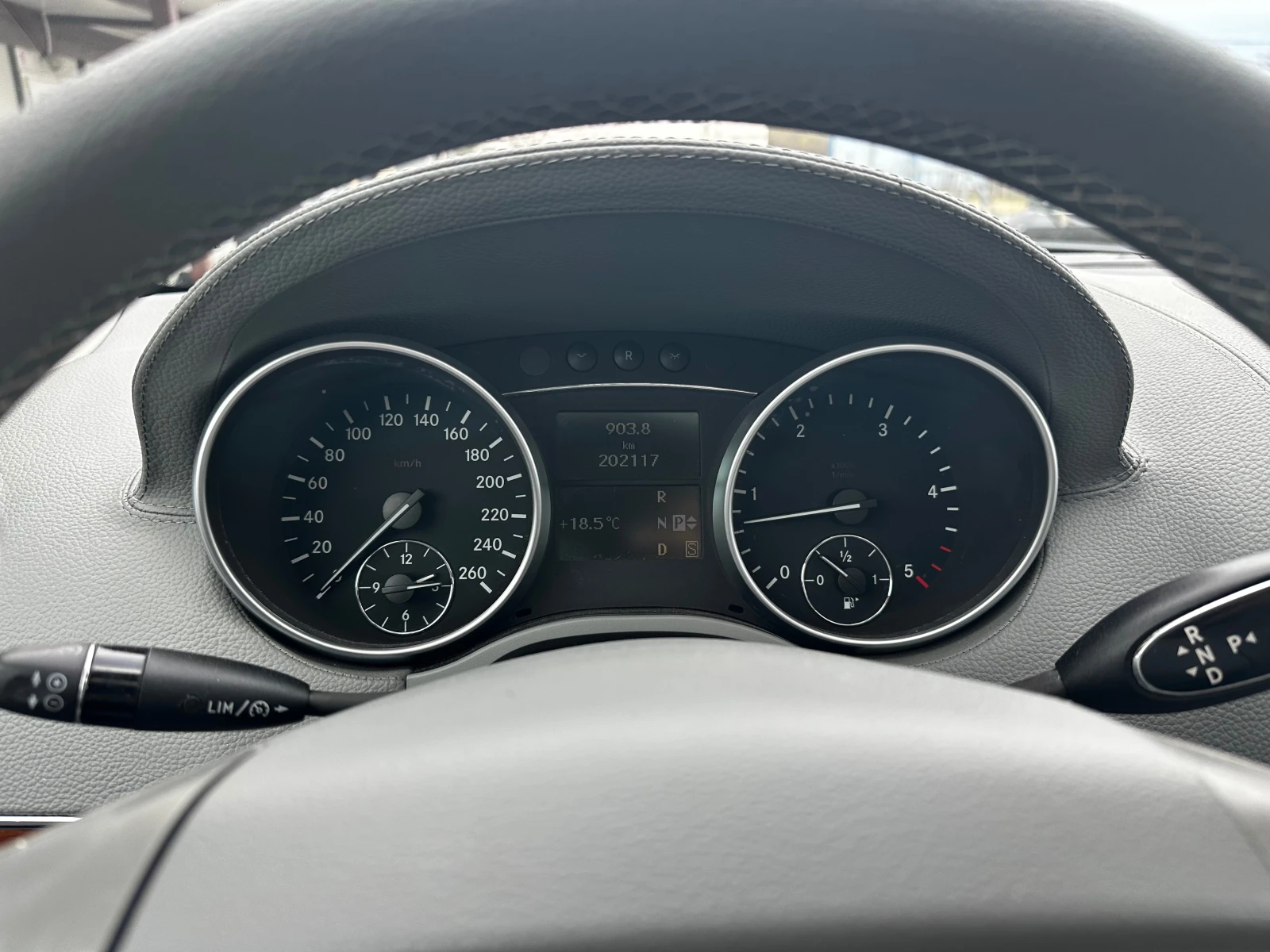 Mercedes-Benz GL 320 CDI SPORT 7места* 3хTV, снимка 12 - Автомобили и джипове - 54080341