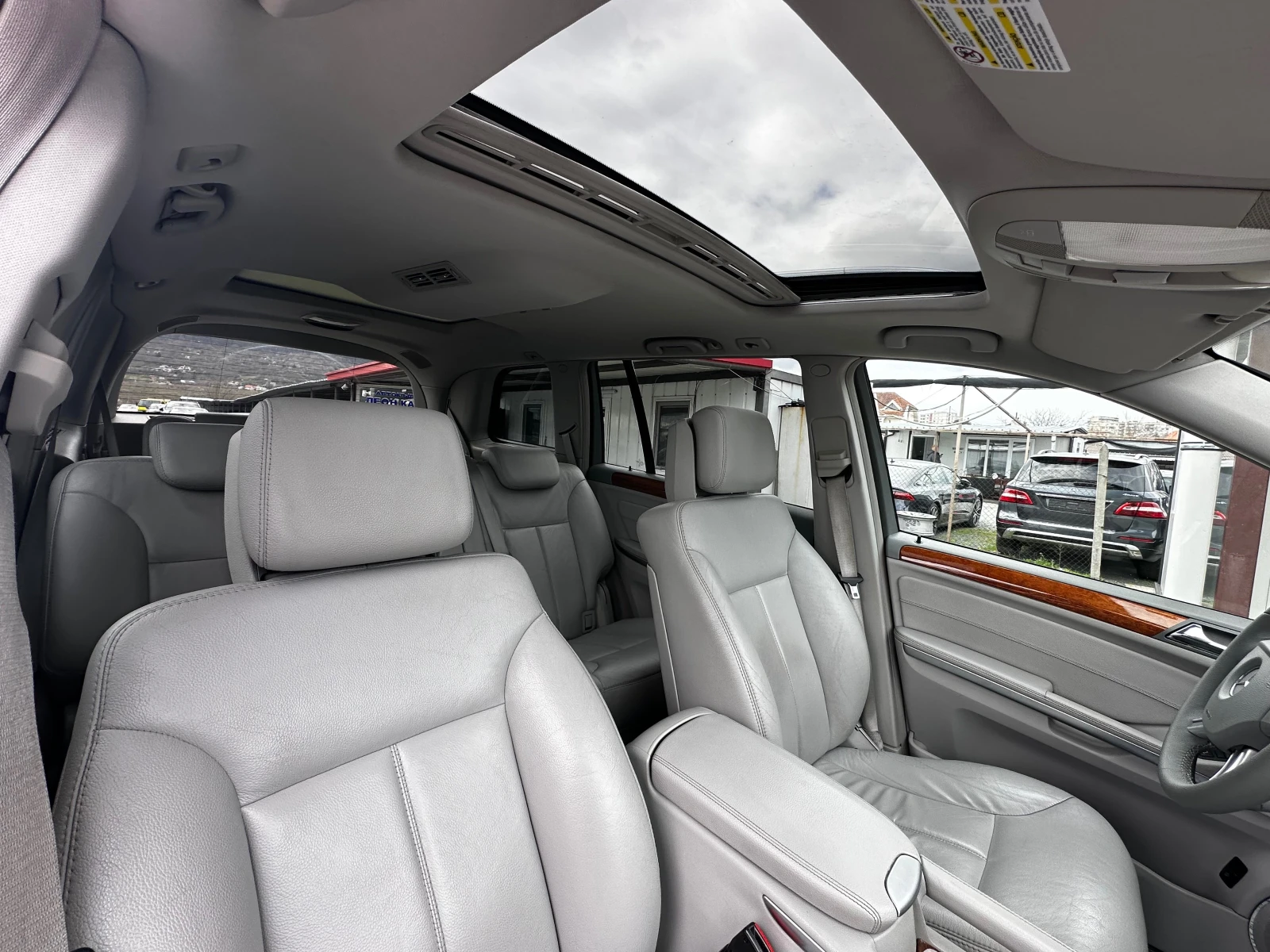 Mercedes-Benz GL 320 CDI SPORT 7места* 3хTV, снимка 9 - Автомобили и джипове - 54080341