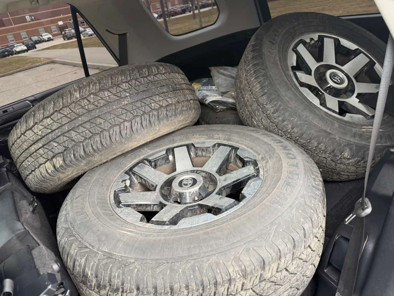 Toyota 4runner 4WD  CARFAX, снимка 16 - Автомобили и джипове - 54128432