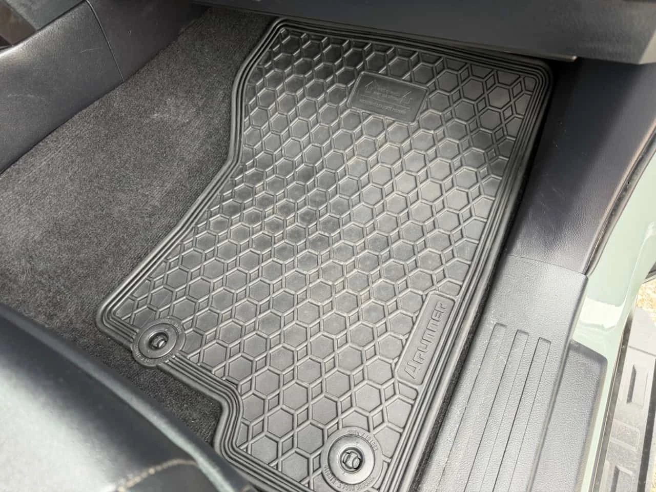 Toyota 4runner 4WD  CARFAX, снимка 13 - Автомобили и джипове - 54128432