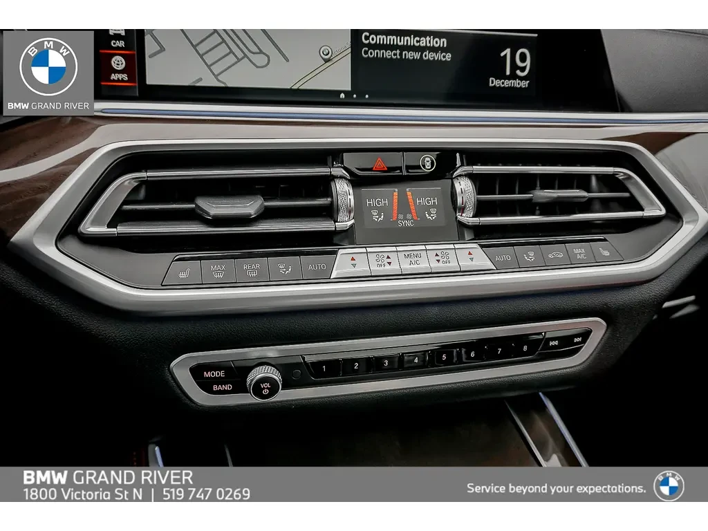 BMW X5 xDrive40i* Premium* DIGITAL* Кожа* Пано* Нави* 360, снимка 12 - Автомобили и джипове - 54413237