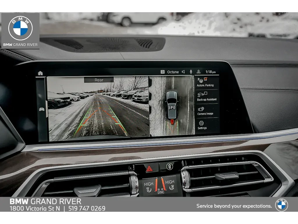 BMW X5 xDrive40i* Premium* DIGITAL* Кожа* Пано* Нави* 360, снимка 16 - Автомобили и джипове - 54413237