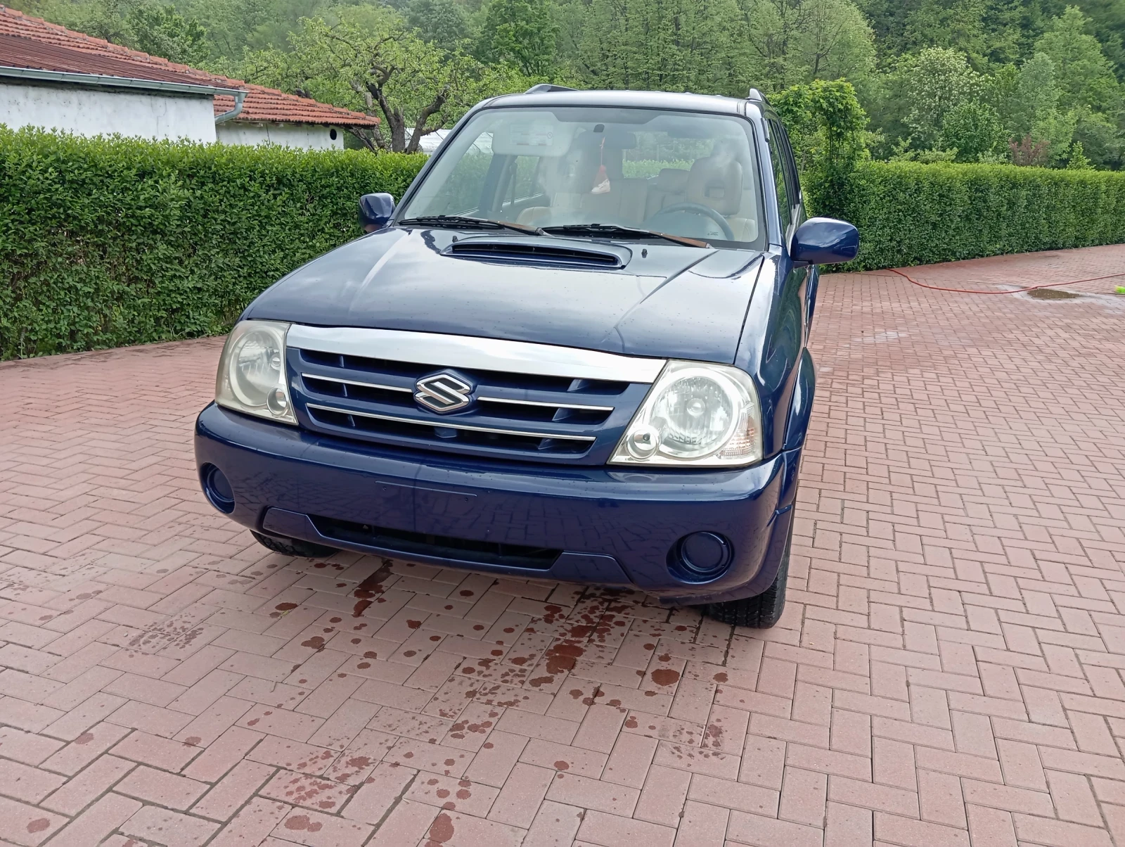 Suzuki XL-7