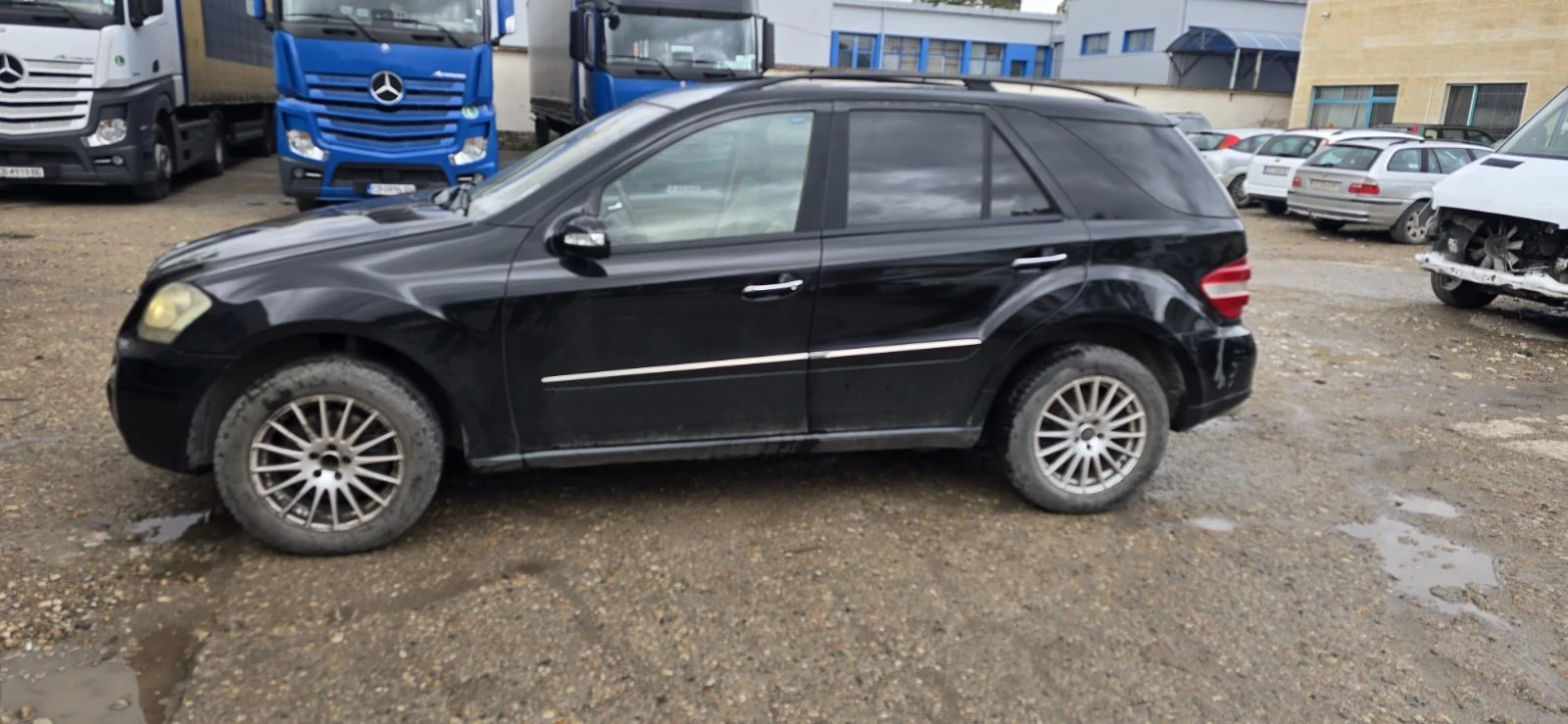 Mercedes-Benz ML 350, снимка 3 - Автомобили и джипове - 54693794