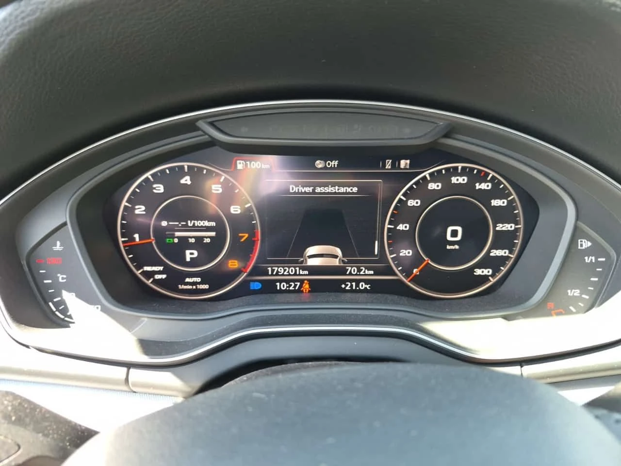 Audi Q5 Progressiv/CARFAX/Панорама/Памет/Подгрев/, снимка 11 - Автомобили и джипове - 55004646