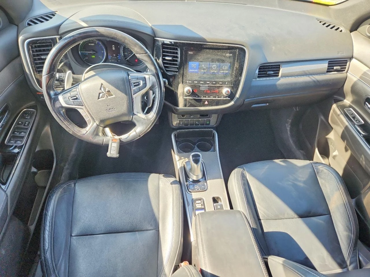 Mitsubishi Outlander 2.4l Sel, снимка 8 - Автомобили и джипове - 55322845