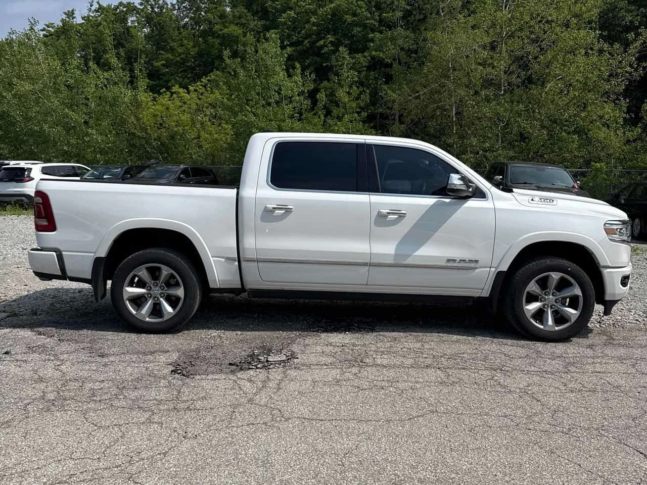 Dodge RAM 1500 * Limited * АВТОКРЕДИТ БЕЗ ПЪРВОНАЧАЛНА ВНОСКА* , снимка 3 - Автомобили и джипове - 55342176