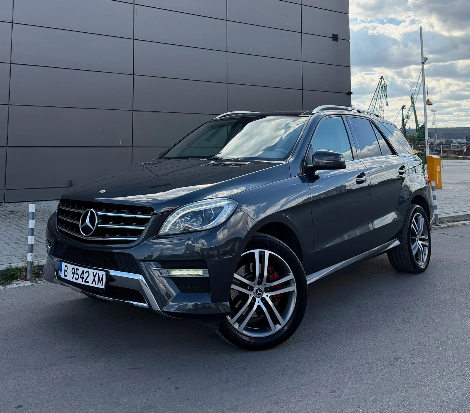 Mercedes-Benz ML 350 CDI AMG 3хTV Панорама Пружини Memory