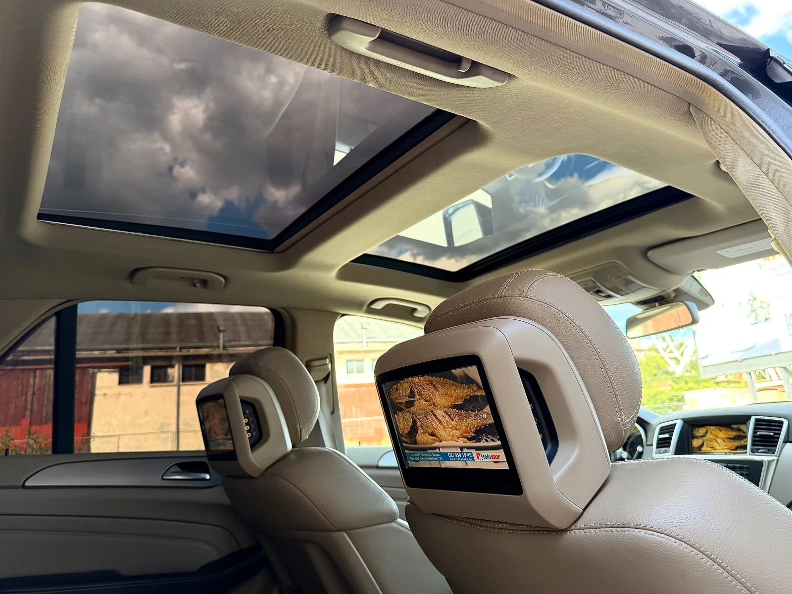 Mercedes-Benz ML 350 CDI AMG 3хTV Панорама Пружини Memory, снимка 7 - Автомобили и джипове - 56215102