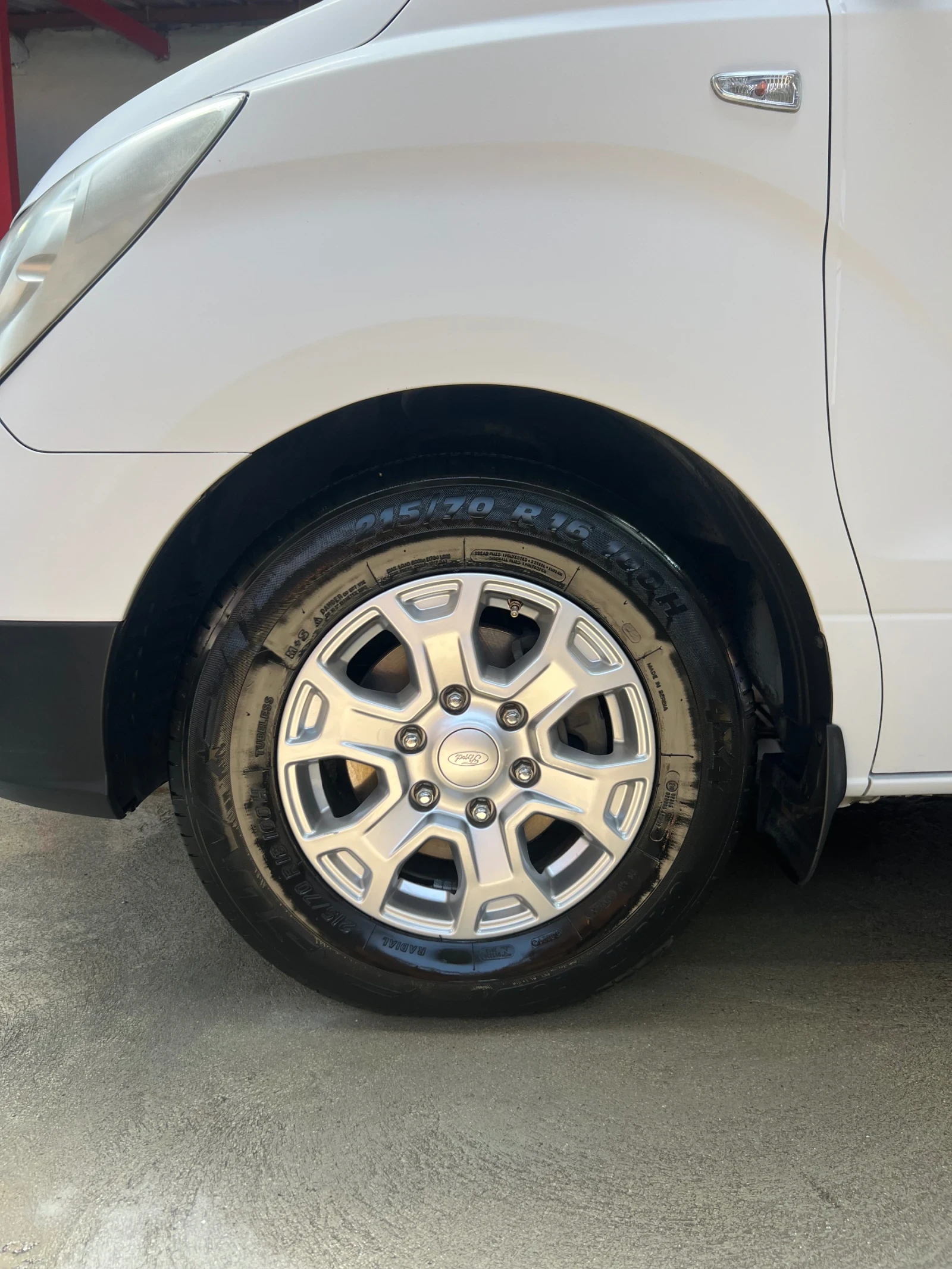 Hyundai H1 2.5 Дизел - изображение 5