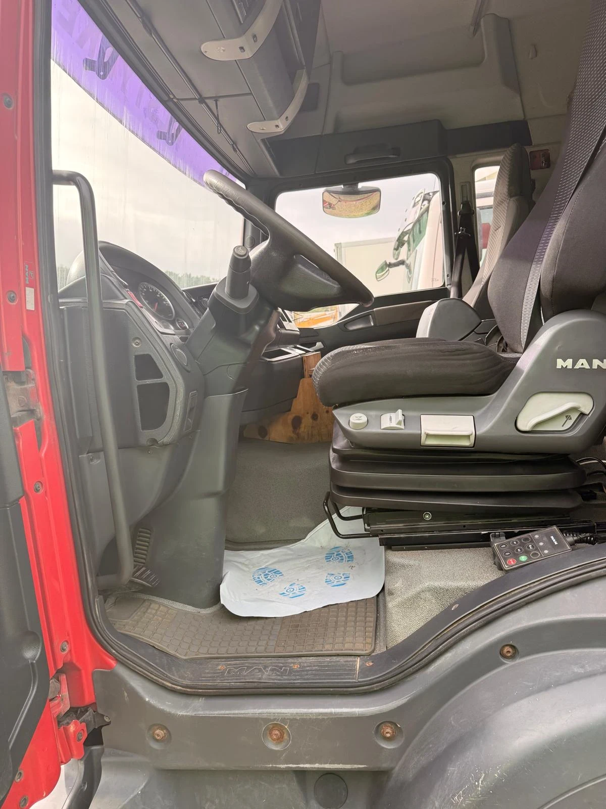 Man Tgl TGL12240, снимка 6 - Камиони - 56378210