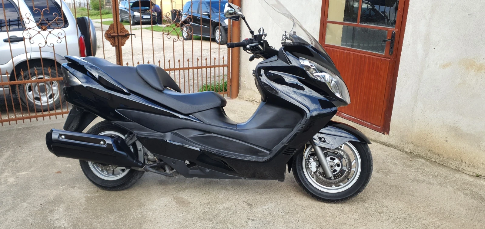 Suzuki Burgman 400i  - изображение 5