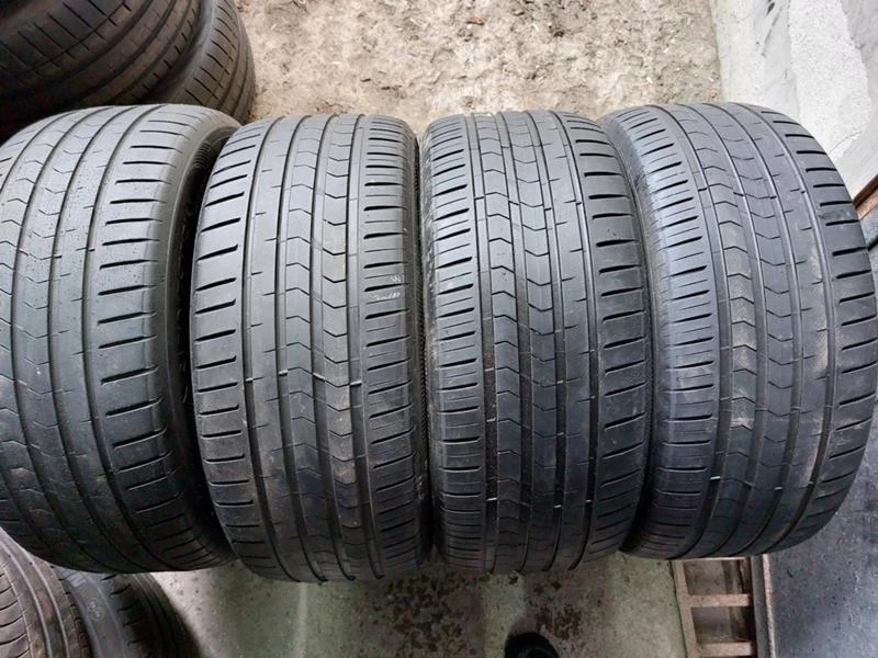 Гуми Летни 245/45R18, снимка 1 - Гуми и джанти - 37110883