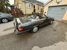 Mercedes-Benz 560 SL, снимка 2