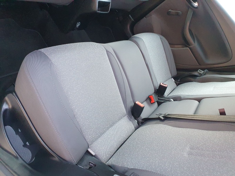 Seat Altea 1.6  GAZ KLIMA 4 VRATI 102  ks.LIZING, снимка 12 - Автомобили и джипове - 44057931
