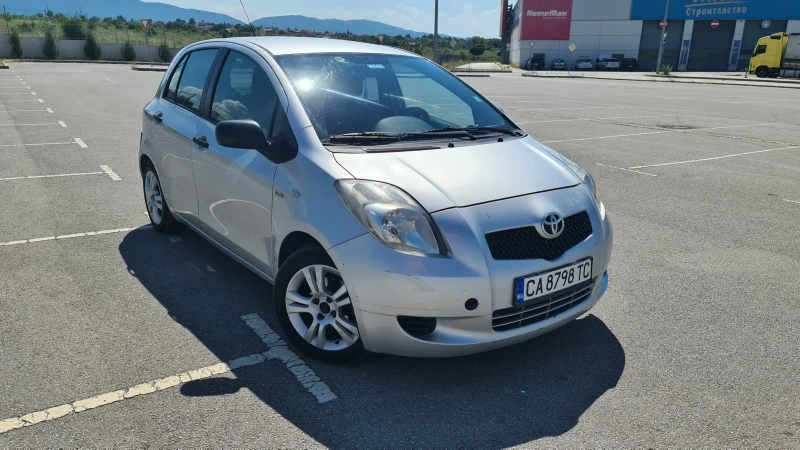 Toyota Yaris 1.4 D4D, снимка 13 - Автомобили и джипове - 47518225