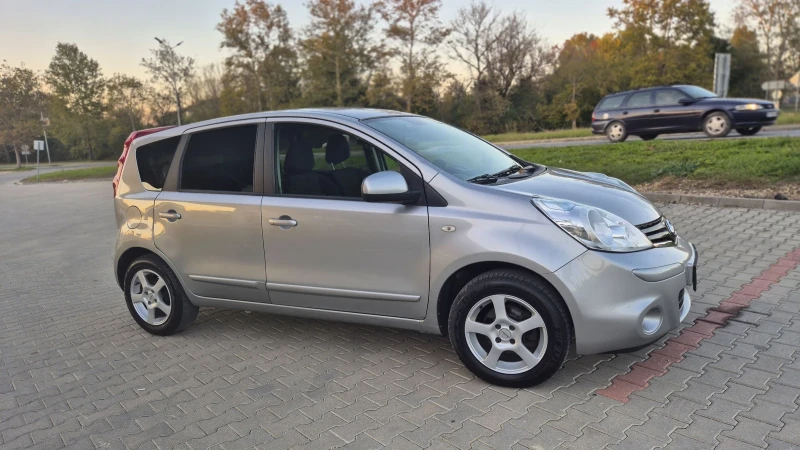 Nissan Note 1.4, снимка 7 - Автомобили и джипове - 47679848