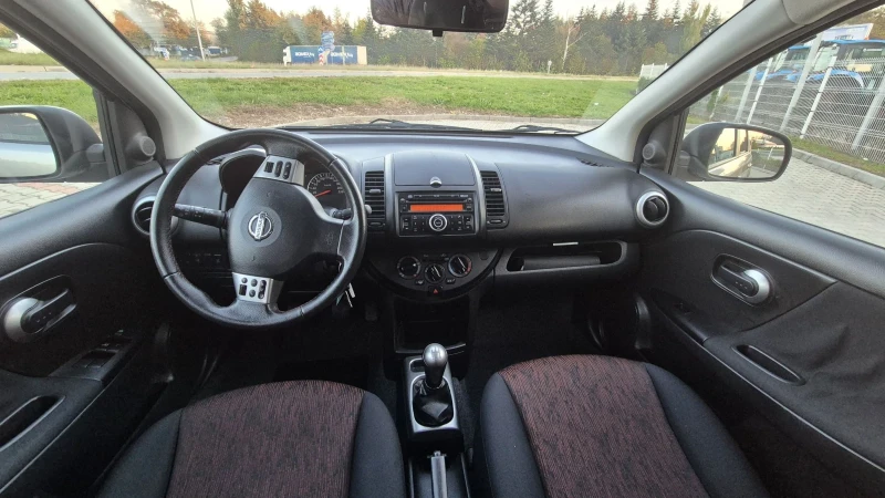 Nissan Note 1.4, снимка 10 - Автомобили и джипове - 47679848