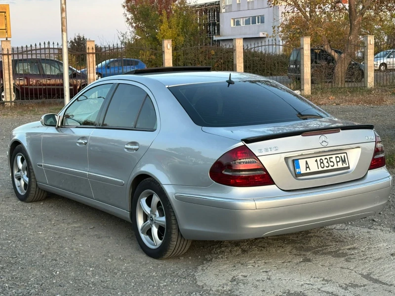 Mercedes-Benz E 270 2.7 CDI-Elegance, снимка 4 - Автомобили и джипове - 47837143