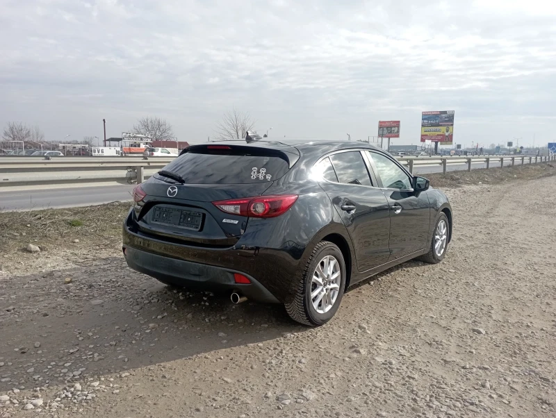 Mazda 3 Навигация, ЕВРО 6В, Италия , снимка 4 - Автомобили и джипове - 48784208