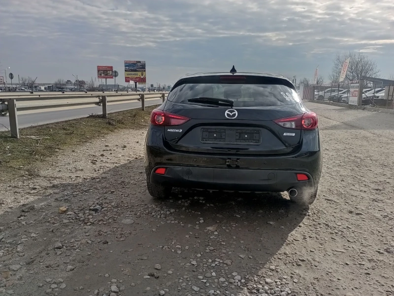 Mazda 3 Навигация, ЕВРО 6В, Италия , снимка 5 - Автомобили и джипове - 48784208