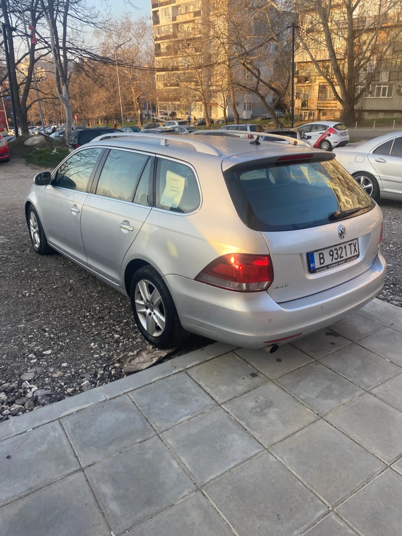 VW Golf, снимка 4 - Автомобили и джипове - 49093719