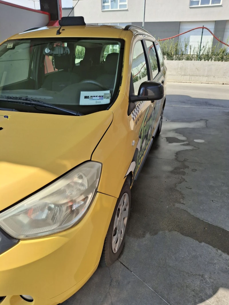 Dacia Lodgy, снимка 4 - Автомобили и джипове - 52258990