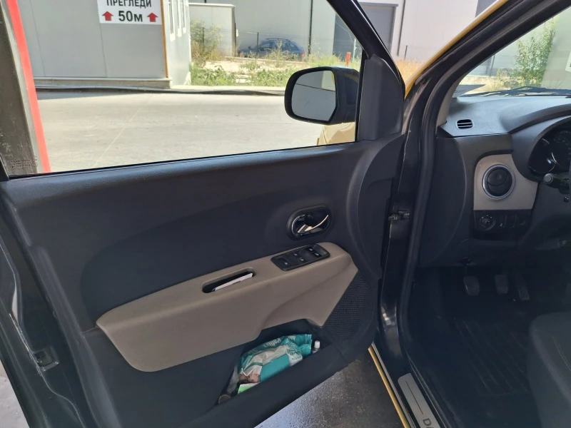 Dacia Lodgy, снимка 7 - Автомобили и джипове - 52258990