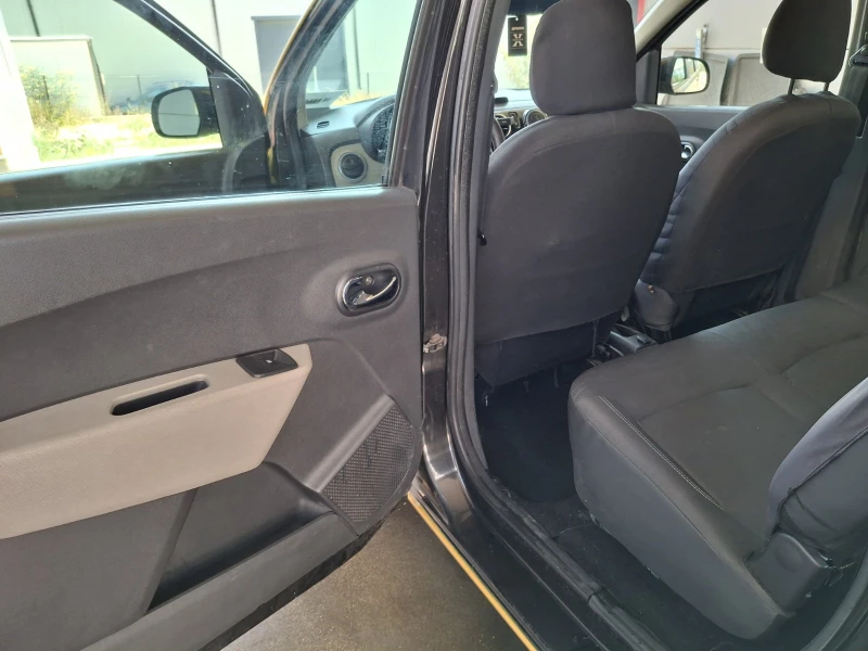 Dacia Lodgy, снимка 10 - Автомобили и джипове - 52258990